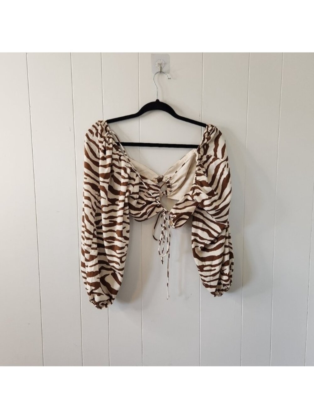 HYFVE Zebra Animal Print Crop Top Cropped Long Sleeve Blouse Party Sexy Boho - Picture 3 of 7